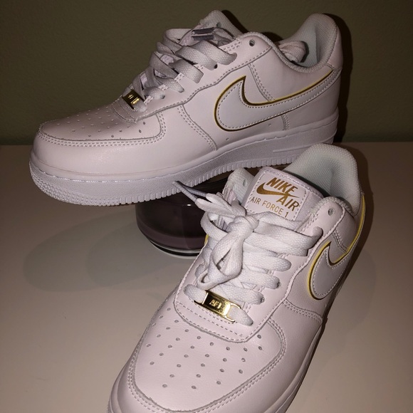 nike air force icon clash